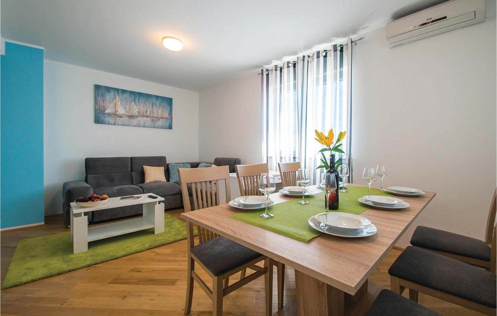Amazing Apartment In Labin With House Sea View 외부 사진