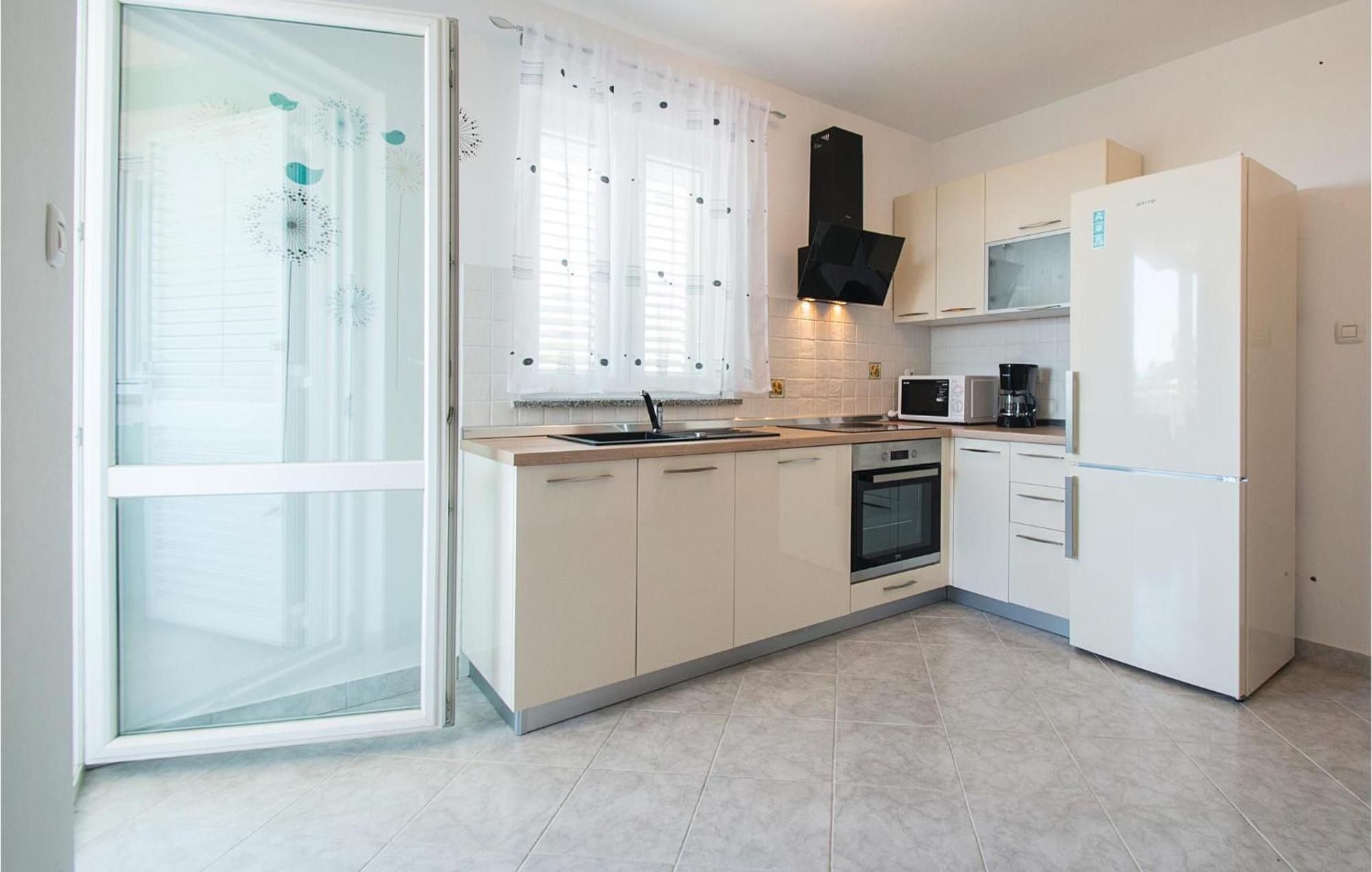 Amazing Apartment In Labin With House Sea View 외부 사진