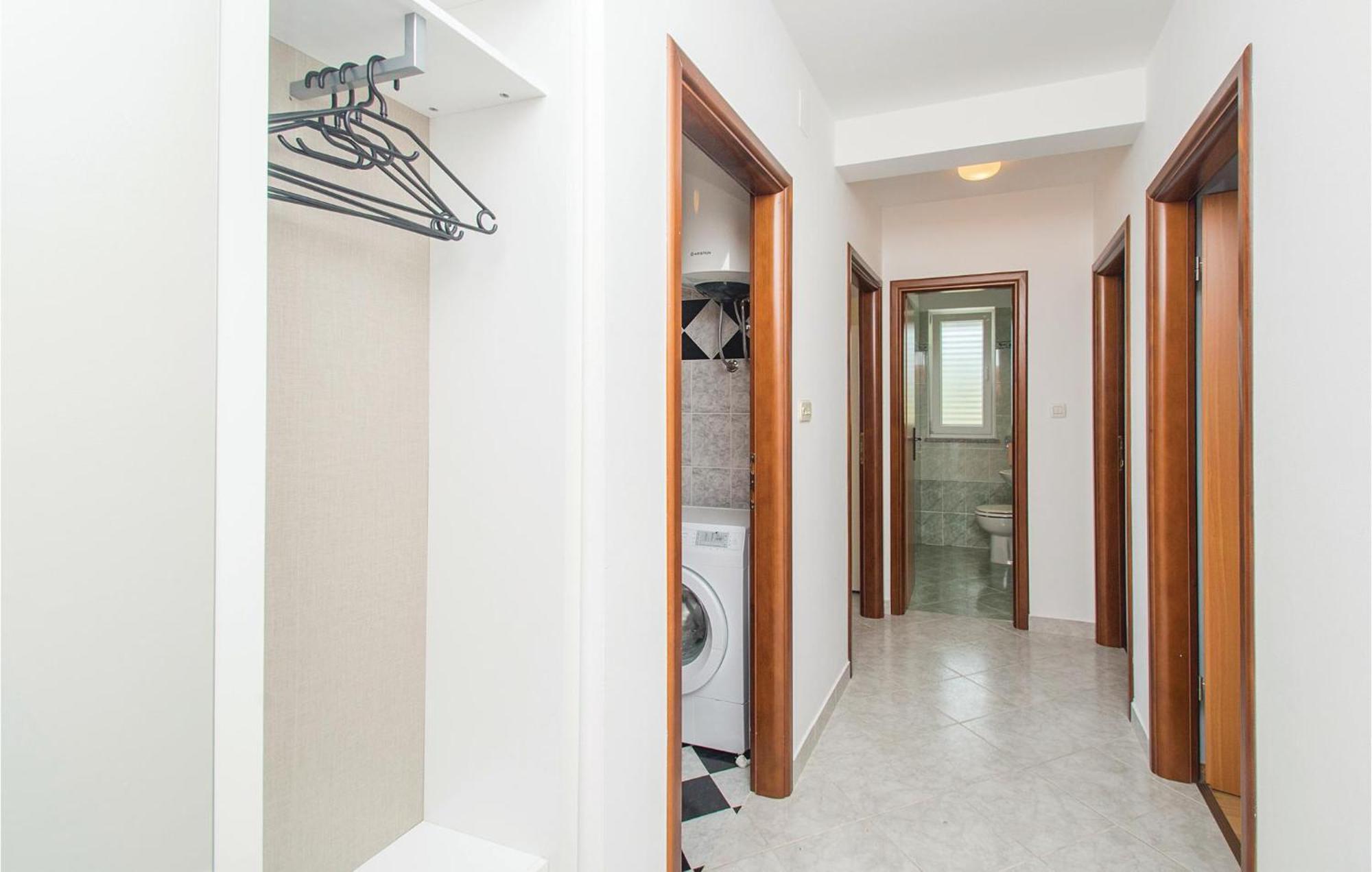 Amazing Apartment In Labin With House Sea View 외부 사진